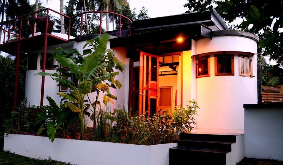 Somewhere Else Boutique Resort Mambajao Eksteriør bilde
