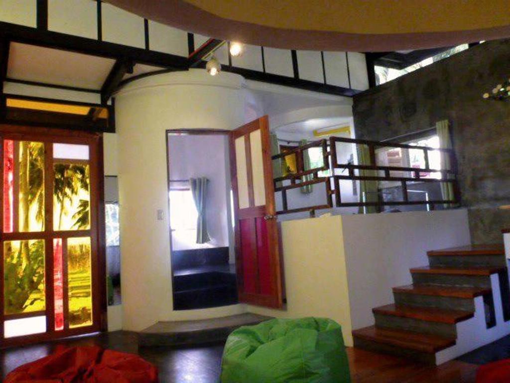Somewhere Else Boutique Resort Mambajao Eksteriør bilde