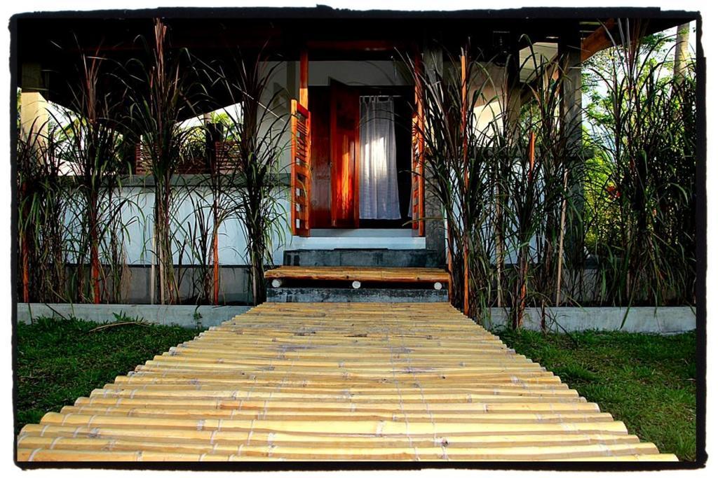 Somewhere Else Boutique Resort Mambajao Rom bilde