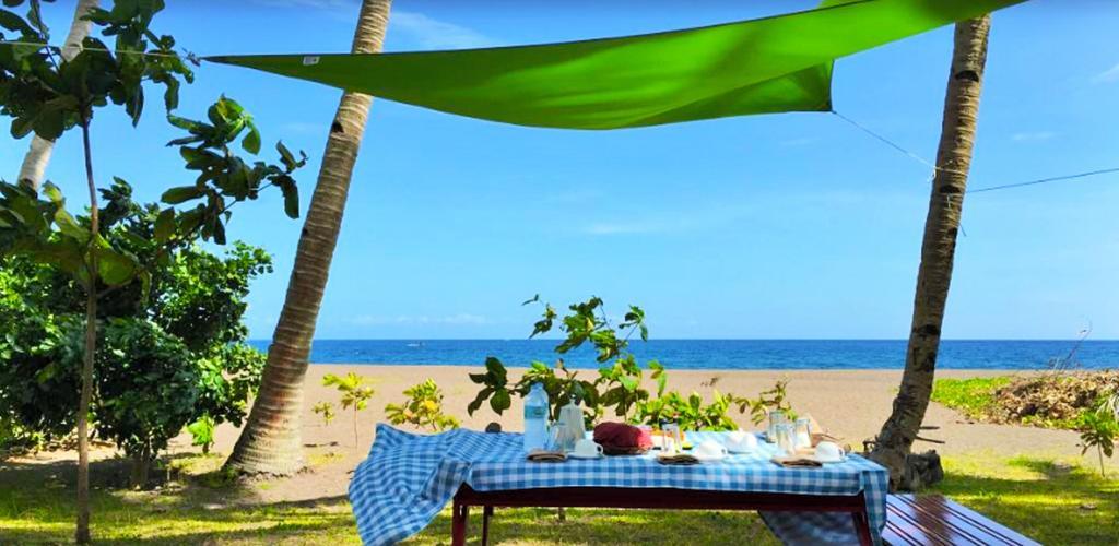 Somewhere Else Boutique Resort Mambajao Eksteriør bilde