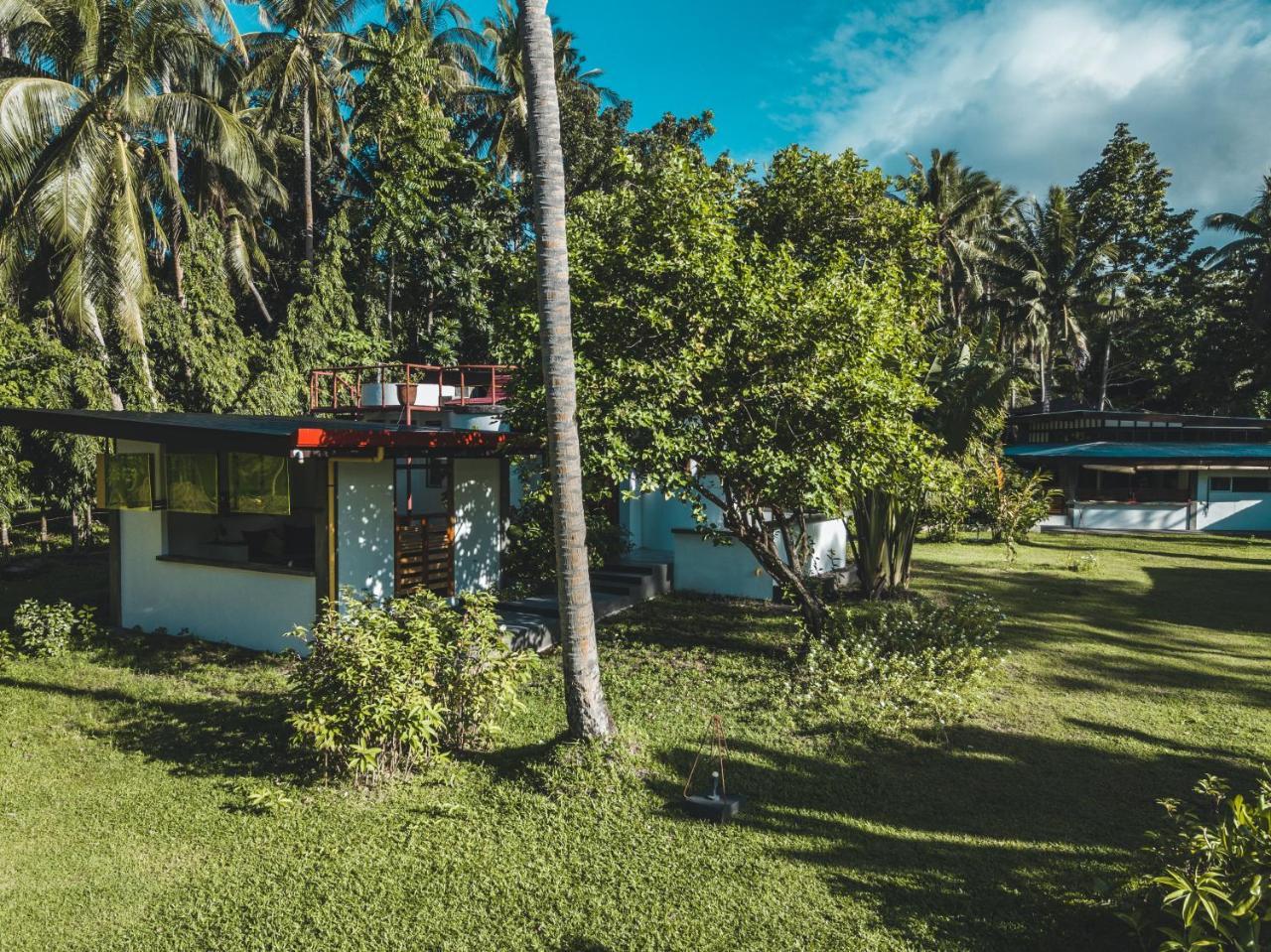 Somewhere Else Boutique Resort Mambajao Eksteriør bilde