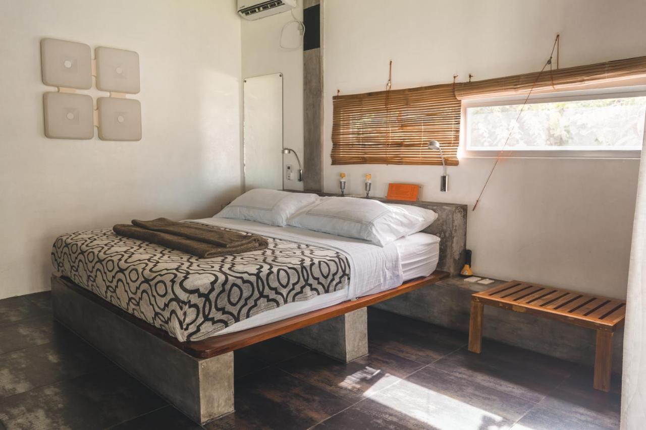 Somewhere Else Boutique Resort Mambajao Eksteriør bilde